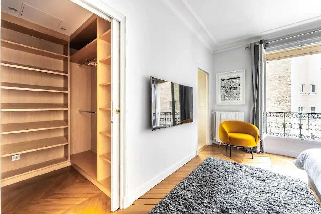 Appartement Luxueux Georges V *